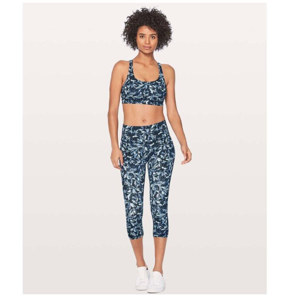 Lululemon Wunder Under Crop (Hi-Rise) 21" Embellished Multi Size 6